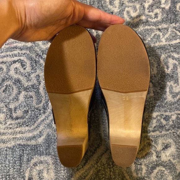 New without box Swedish Hasbeens Slip In Classic Clog - Picture 7 of 10